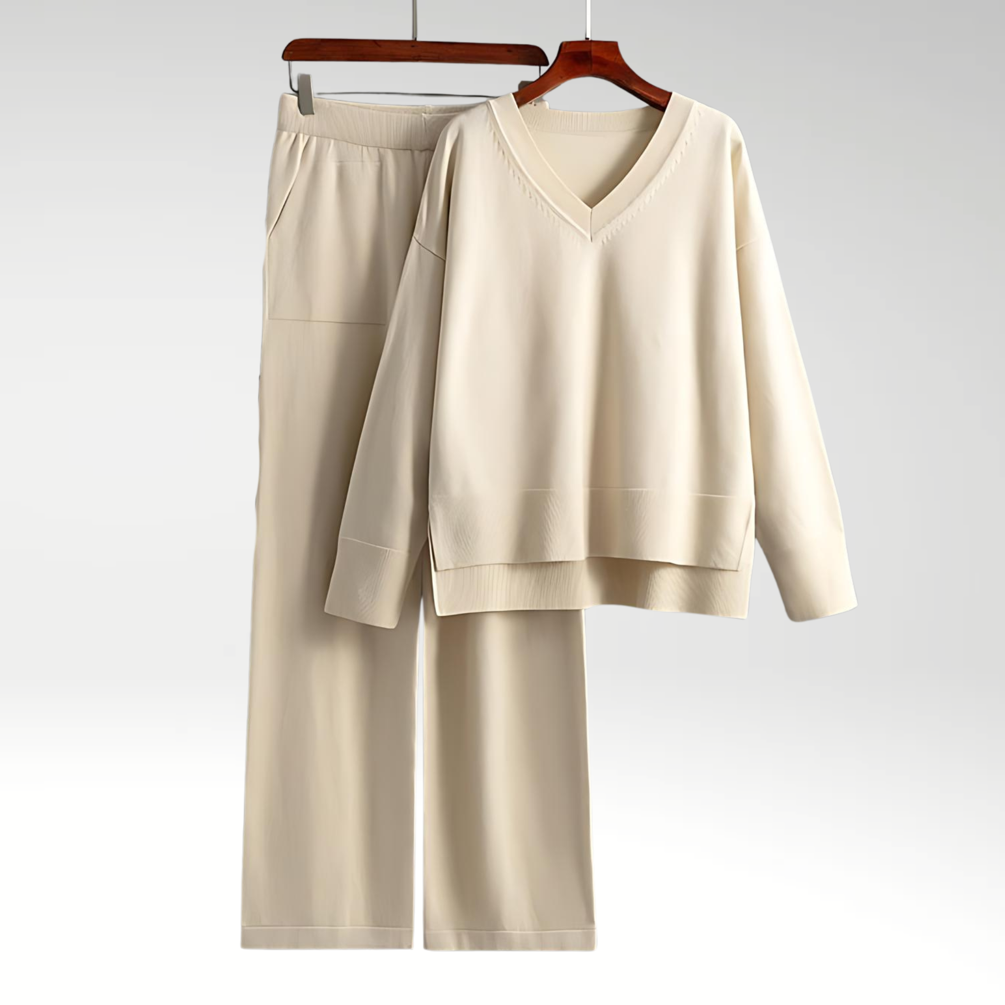 Vérae | Ensemble deux pièces V-neck de luxe